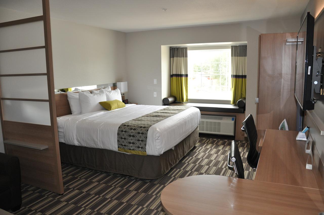Microtel Inn & Suites By Wyndham Lubbock Buitenkant foto