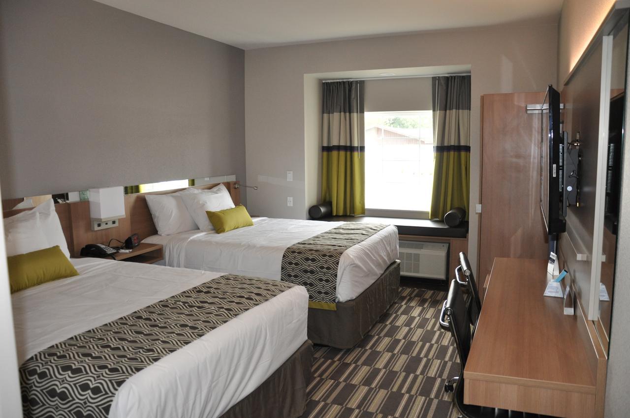 Microtel Inn & Suites By Wyndham Lubbock Buitenkant foto
