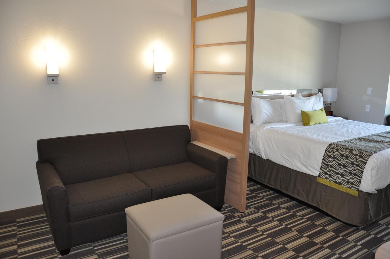Microtel Inn & Suites By Wyndham Lubbock Buitenkant foto