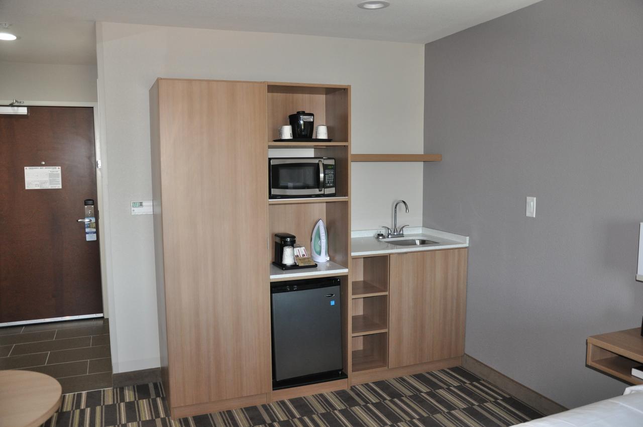 Microtel Inn & Suites By Wyndham Lubbock Buitenkant foto